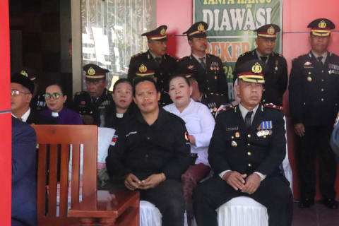 Ketua Bawaslu Kabupaten Tolitoli menghadiri undangan Upacara Hari Bhayangkara ke-80