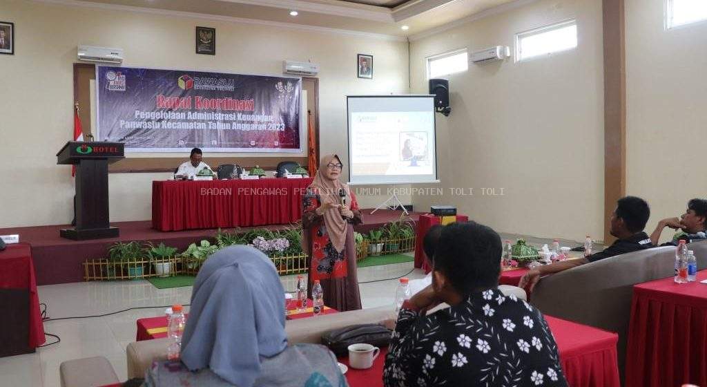 Hadir Di Tolitoli, Kasek Bawaslu Sulteng Minta Para Kasek Panwaslu Kecamatan Kelola Administrasi dengan Baik