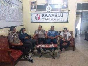 Pastikan Pengawasan PSU, Wadir Binmas Polda Sulteng Kunjungi Bawaslu Tolitoli