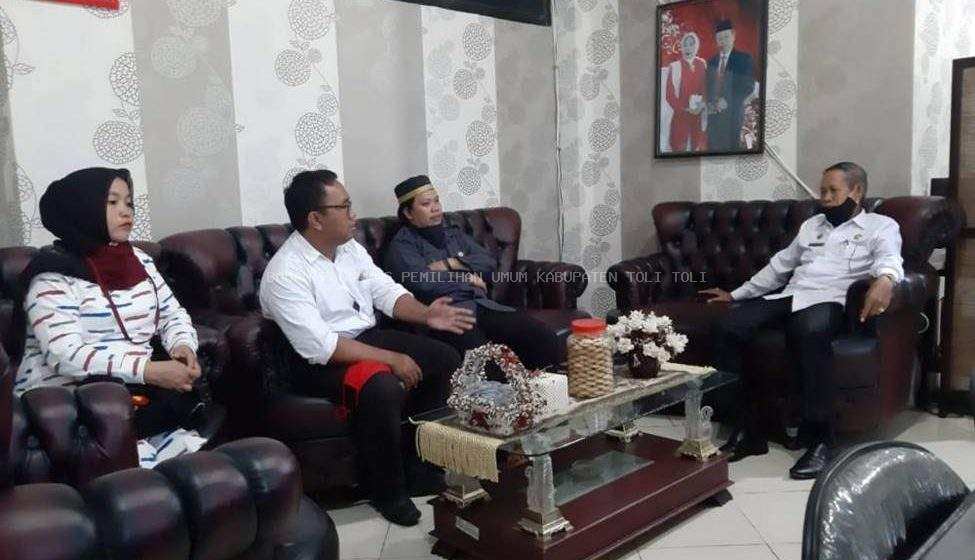 Ketua dan Sekretaris Bawaslu Tolitoli Koordinasi Bersama Ketua TAPD
