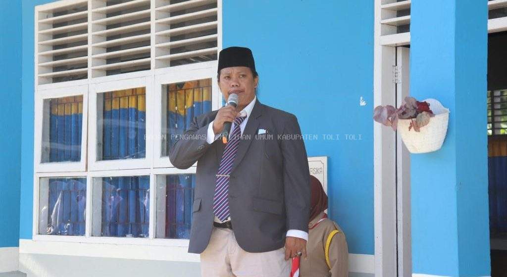 Jadi Pembina Upacara, Fajar Kenalkan Bawaslu melalui Program Bawaslu Goes To School