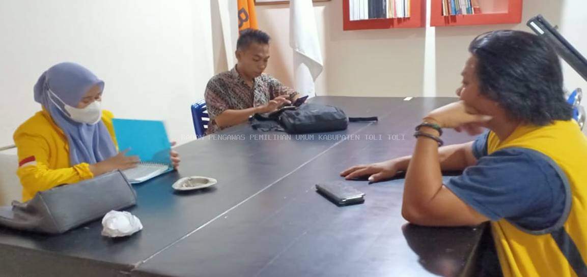 Bawaslu Tolitoli Terima Mahasiswa Yang Lakukan Penelitian Akademis
