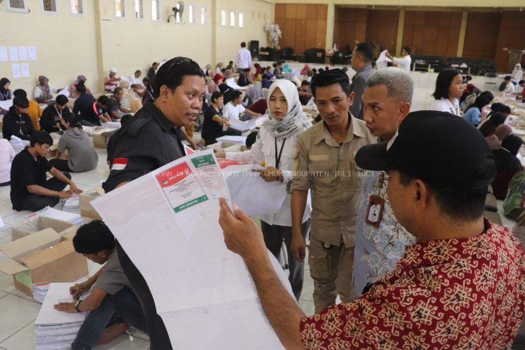Berpotensi Banyak Surat Suara Rusak, Bawaslu Tolitoli Minta Penyortiran Lebih Hati-hati