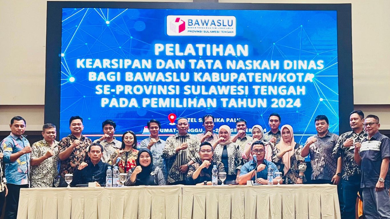 Pelatihan Tata Naskah Dinas dan Kearsipan meningkatkan kemampuan administrasi Bawaslu Tolitoli, menjadikannya lebih efisien dan siap mendukung pengawasan Pemilu mendatang.
