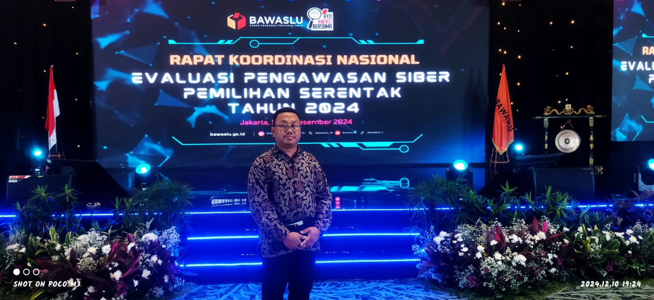 Evaluasi Pengawasan Siber Pilkada Tolitoli 2024 menyoroti pentingnya kolaborasi dan inovasi untuk melawan disinformasi, dengan fokus pada peningkatan kapasitas SDM dan pengawasan media digital. Bawaslu optimis menjaga integritas Pemilu dan Pilkada di tengah tantangan era digital.