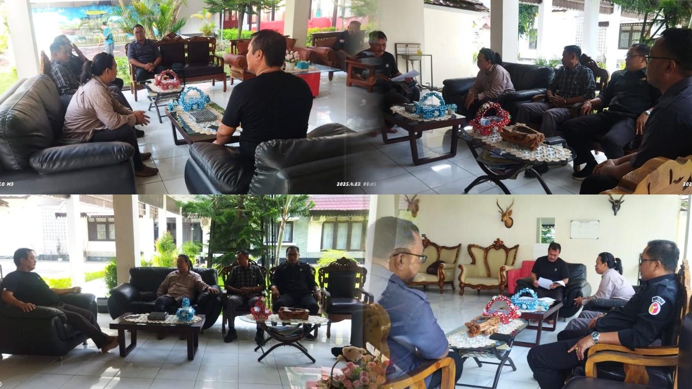 Bawaslu Kabupaten Tolitoli menyerahkan sisa dana hibah Pilkada 2024 kepada Bupati Tolitoli, Hi. Amran Hi. Yahya, sebagai bentuk akuntabilitas dan transparansi anggaran. Penyerahan yang dilakukan pada Selasa (22/4/2025) ini dipimpin langsung oleh Ketua Bawaslu, Fajar Syadik, yang menegaskan bahwa dana yang tidak terpakai dikembalikan sebagai tanggung jawab lembaga.