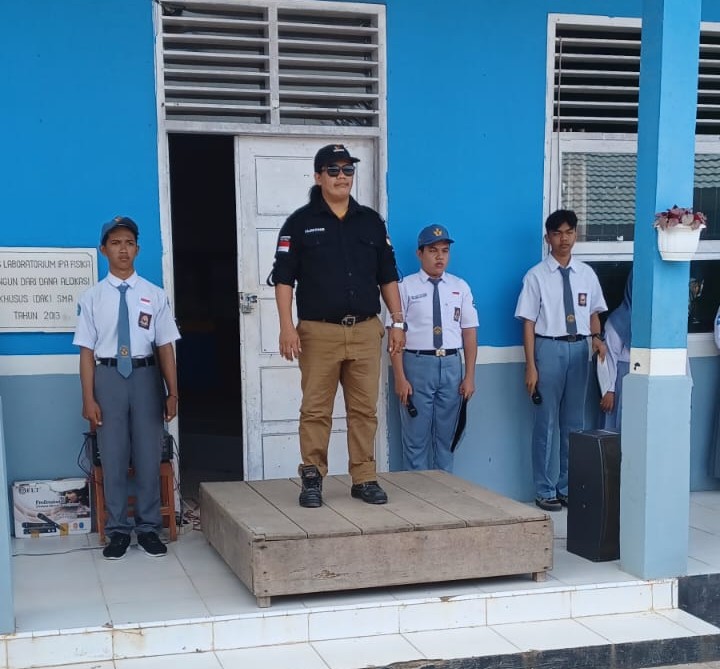 Pimpinan membuka kegiatan