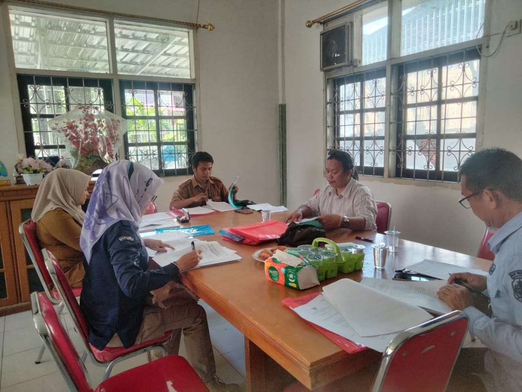 Pimpinan Hadiri Undangan Bakesbangpol Kabupaten Tolitoli