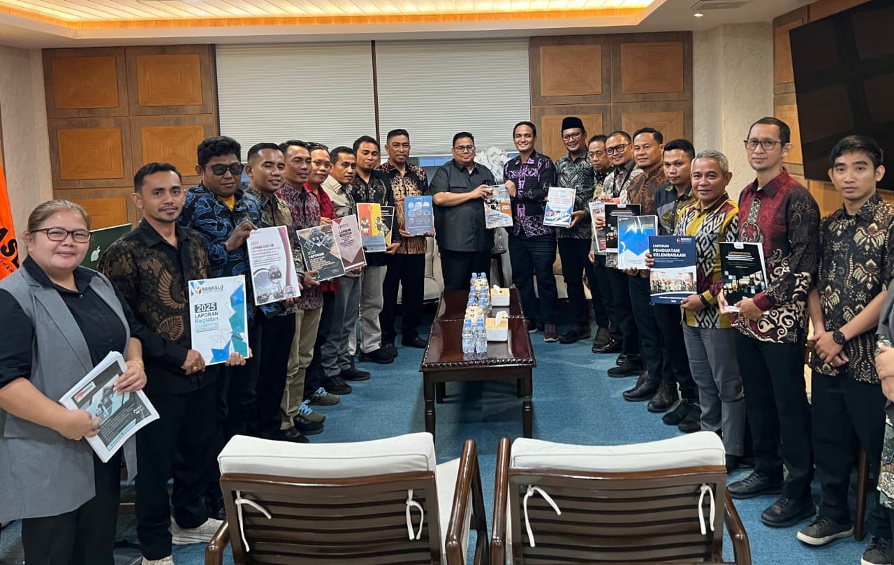 Ketua Bawaslu (Fajar Syadik) Hadiri Undangan Bawaslu RI