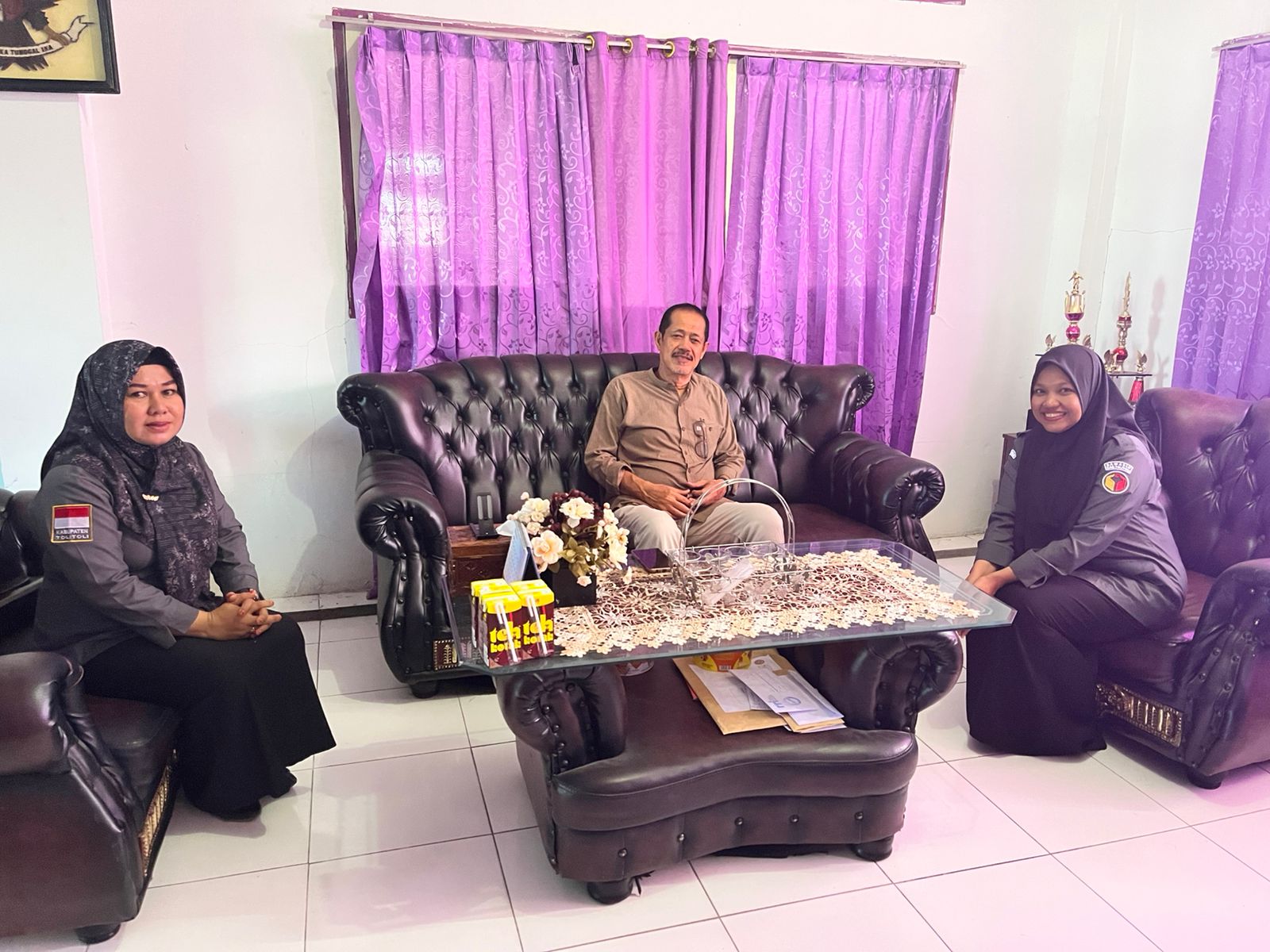 Bawaslu Tolitoli dalam diskusi bersama Ketua STIE