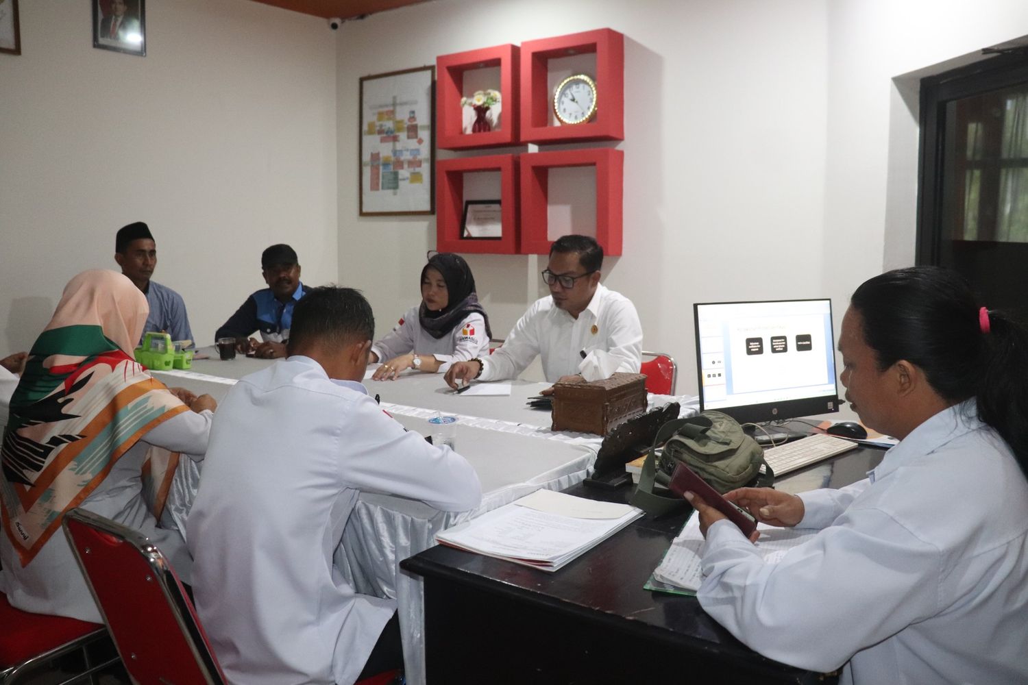 Bawaslu Tolitoli Laksanakan Rapat Perkuat Layanan PPID
