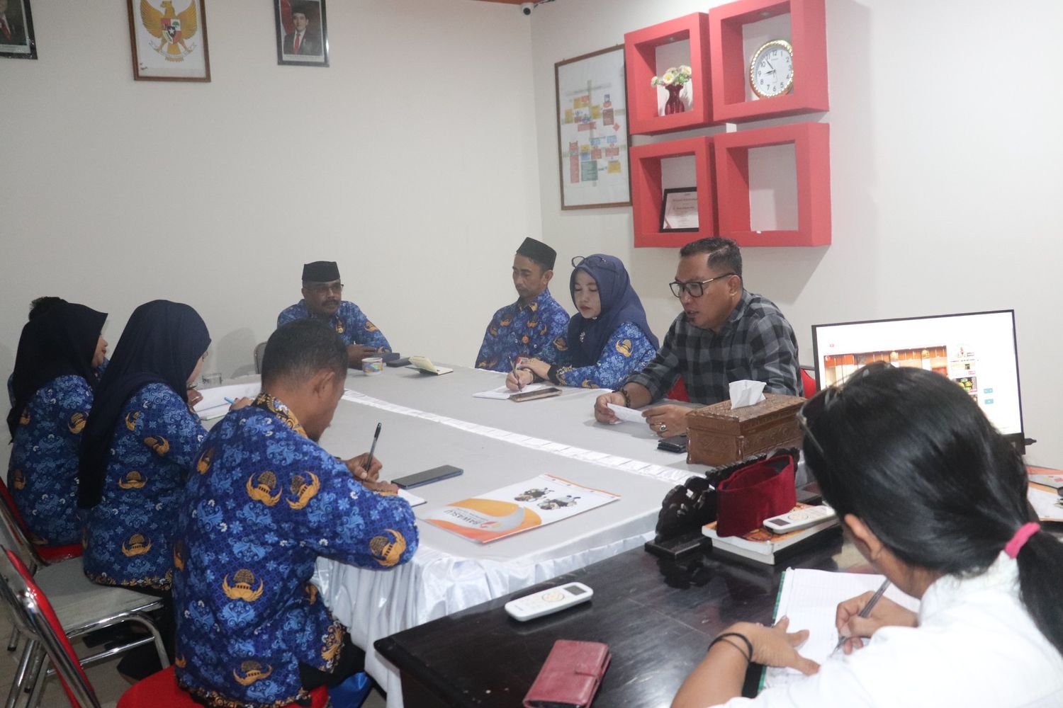 Bawaslu Tolitoli Lakukan Rapat Pleno Rutin