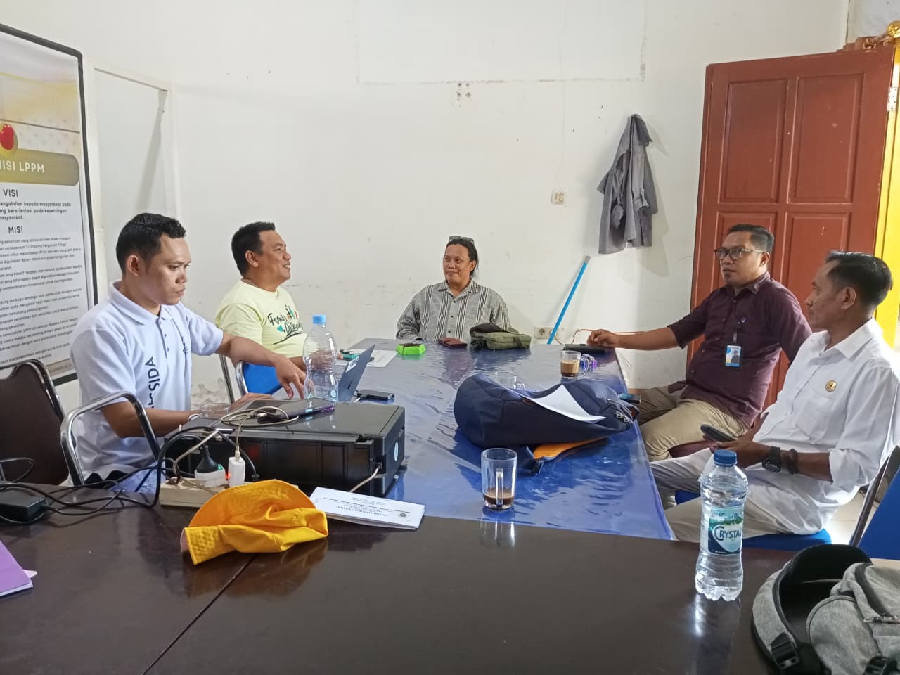 Pimpinan Bawaslu Tolitoli lakukan sosialisai kompetisi debat hukum