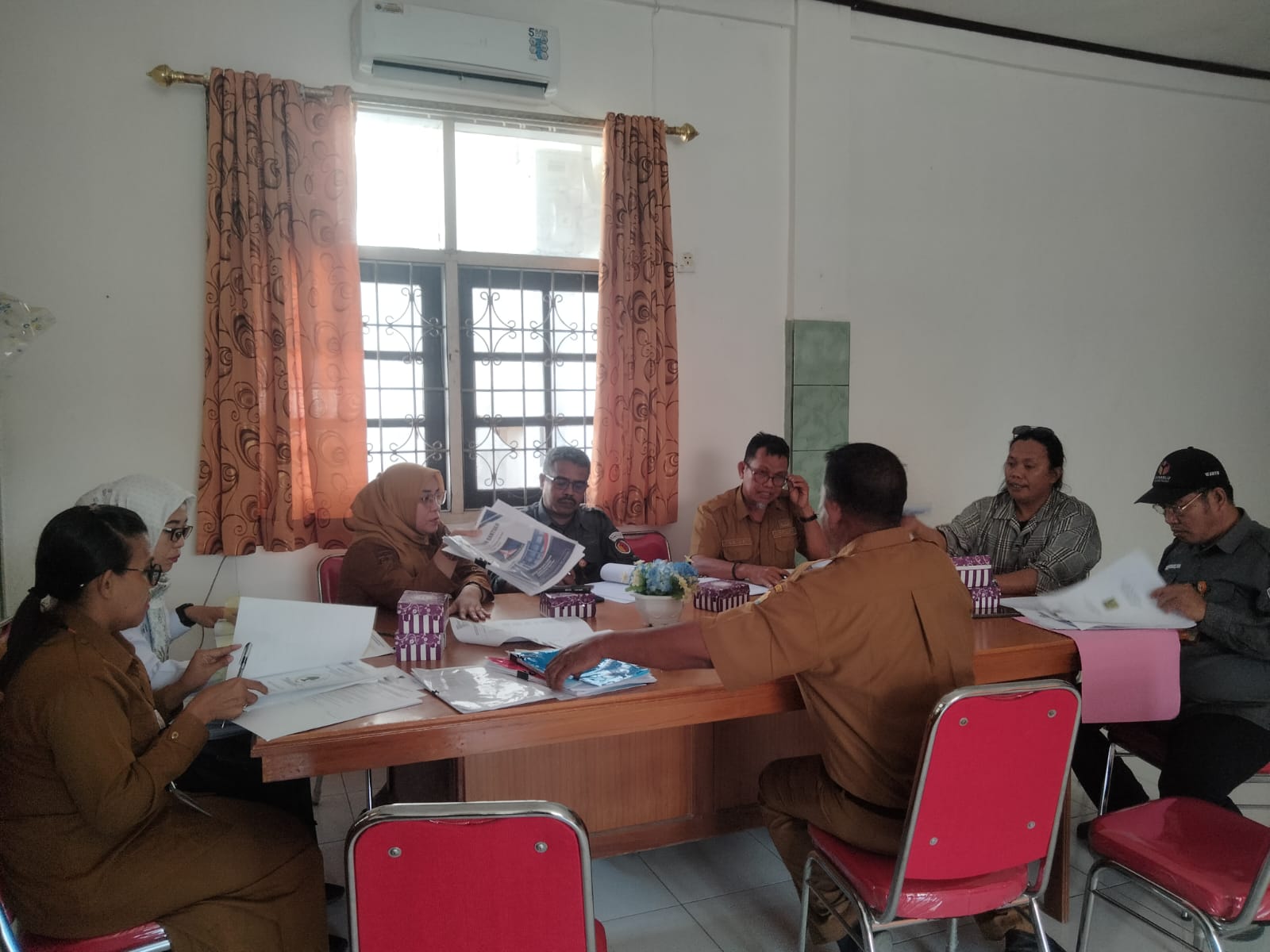 Bawaslu Tolitoli ikuti verifikasi administrasi bantuan keuangan partai politik bersama tim verifikasi