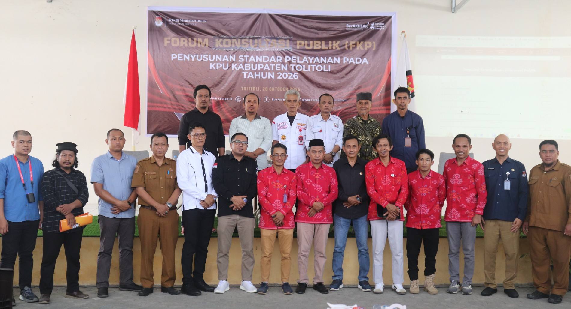 Bawaslu Tolitoli menghadiri undangan Forum Konsultasi Publik (FKP) Penyusunan Standar Pelayanan KPU Kabupaten Tolitoli 