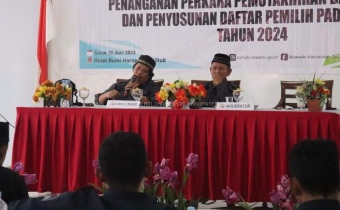 Bawaslu Tolitoli Sinkronisasi Hasil Pengawasan Pemutakhiran Data Pemilih bersama Panwaslu Kecamatan Jelang Penetapan DPT