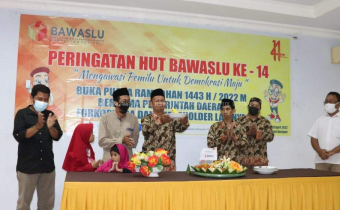 Bawaslu Tolitoli Peringati HUT Bawaslu dengan Buka Puasa Bersama