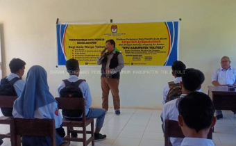 Bawaslu Tolitoli Berikan Sosialisasi Pengawasan Data Pemilih Berkelanjutan Pada Pemilih Pemula
