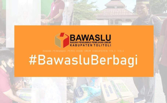 DI TENGAH PANDEMI, BAWASLU TOLITOLI KEMBALI SALURKAN BANTUAN