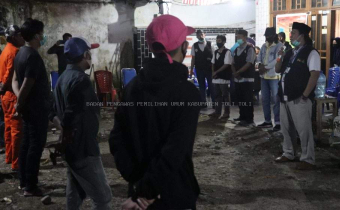 JELANG HARI H PILKADA, BAWASLU TOLITOLI LAKUKAN PATROLI PENGAWASAN