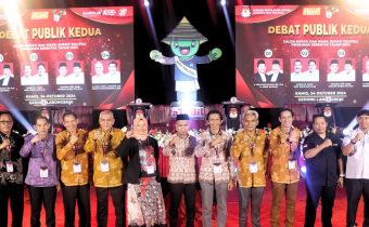 Debat kedua Paslon Bupati dan Wakil Bupati Tolitoli semakin seru dengan pembahasan isu-isu lokal yang menyentuh hati masyarakat!