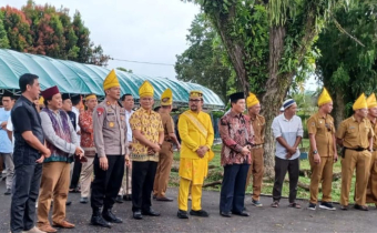 Ketua Bawaslu Tolitoli, Fajar Syadik, bersama Forkopimda menghadiri penyambutan dan buka puasa di Rumah Jabatan Bupati, Senin (10/03/2025), usai pelantikan Bupati dan Wakil Bupati Tolitoli periode 2025-2030 oleh Presiden RI.