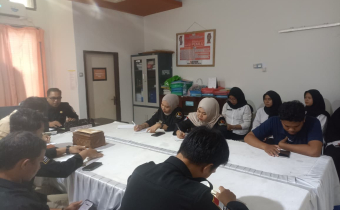 Pimpinan dan Staff lakukan rapat terkait persiapan RDK