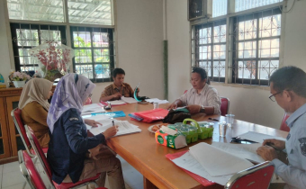 Pimpinan Hadiri Undangan Bakesbangpol Kabupaten Tolitoli