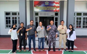 Pimpinan Bersilaturahmi dengan Komandan Pangkalan TNI Angkatan Laut (Danlanal)
