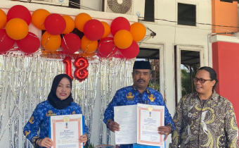 Dua ASN Bawaslu Tolitoli terima penghargaan