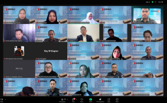 Bawaslu Kabupaten Tolitoli melalui staff yang membidangi Layanan Informasi mengikuti kegiatan Pembinaan Pelaksanaan Keterbukaan Informasi Publik Sesi Pertama via zoom