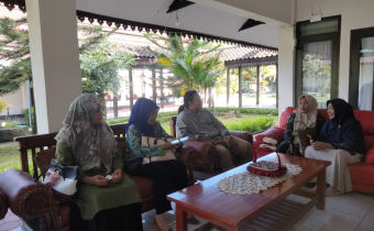 Ketua Bawaslu Kabupaten Tolitoli Lakukan Konsolidasi Dengan Tokoh Perempuan Tolitoli