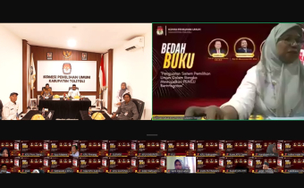 Bawaslu Tolitoli ikuti Bedah Buku yang diselenggarakan KPU Tolitoli